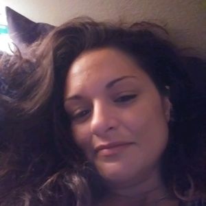 Meet your Posher, Desiree